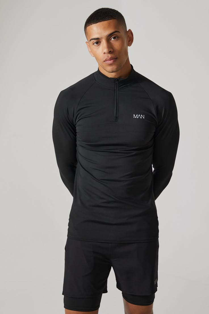 Man Active Raglan Muscle Fit 1/4 Zip Top - Black